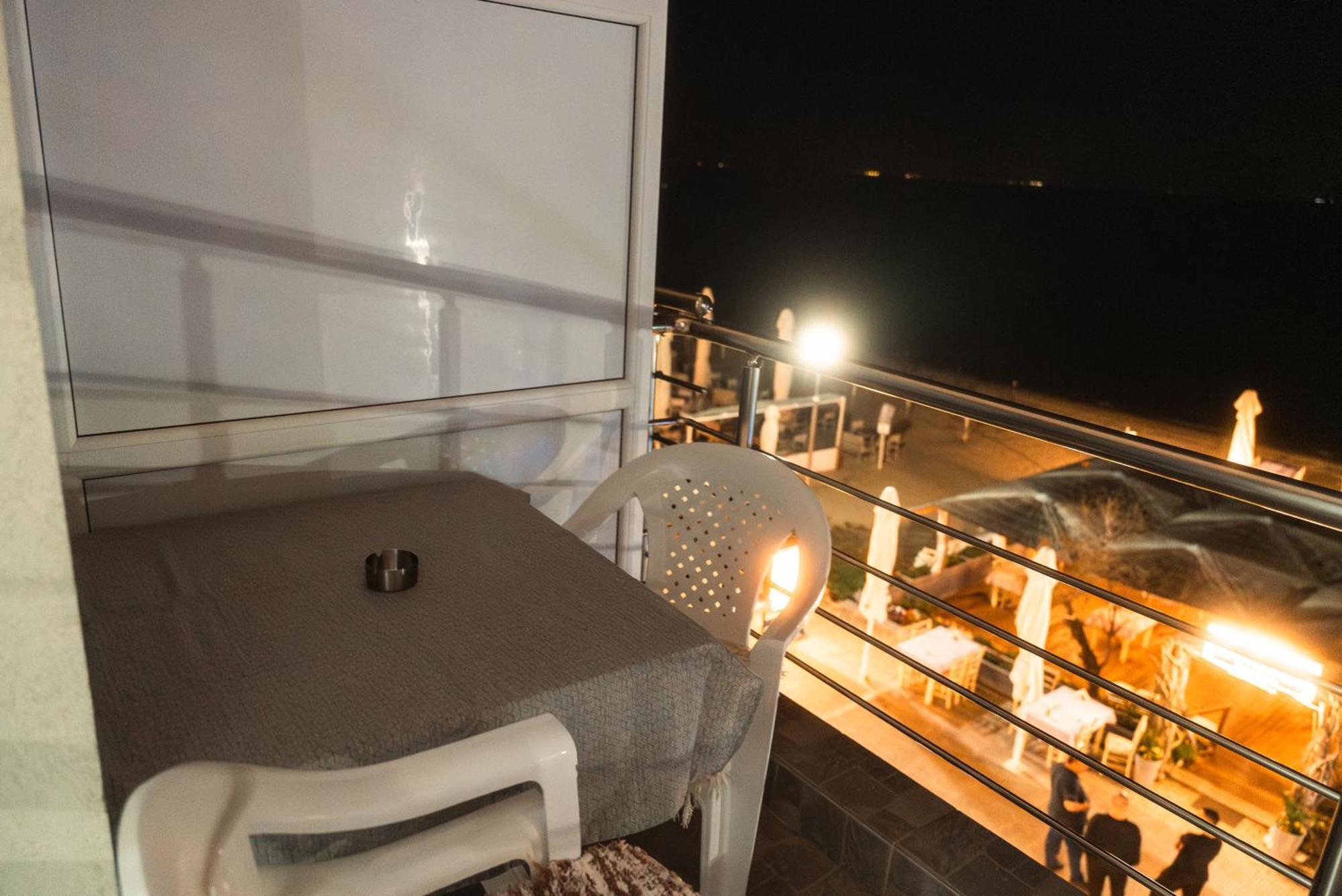 Aktis Sea View Studios Peraía Dış mekan fotoğraf